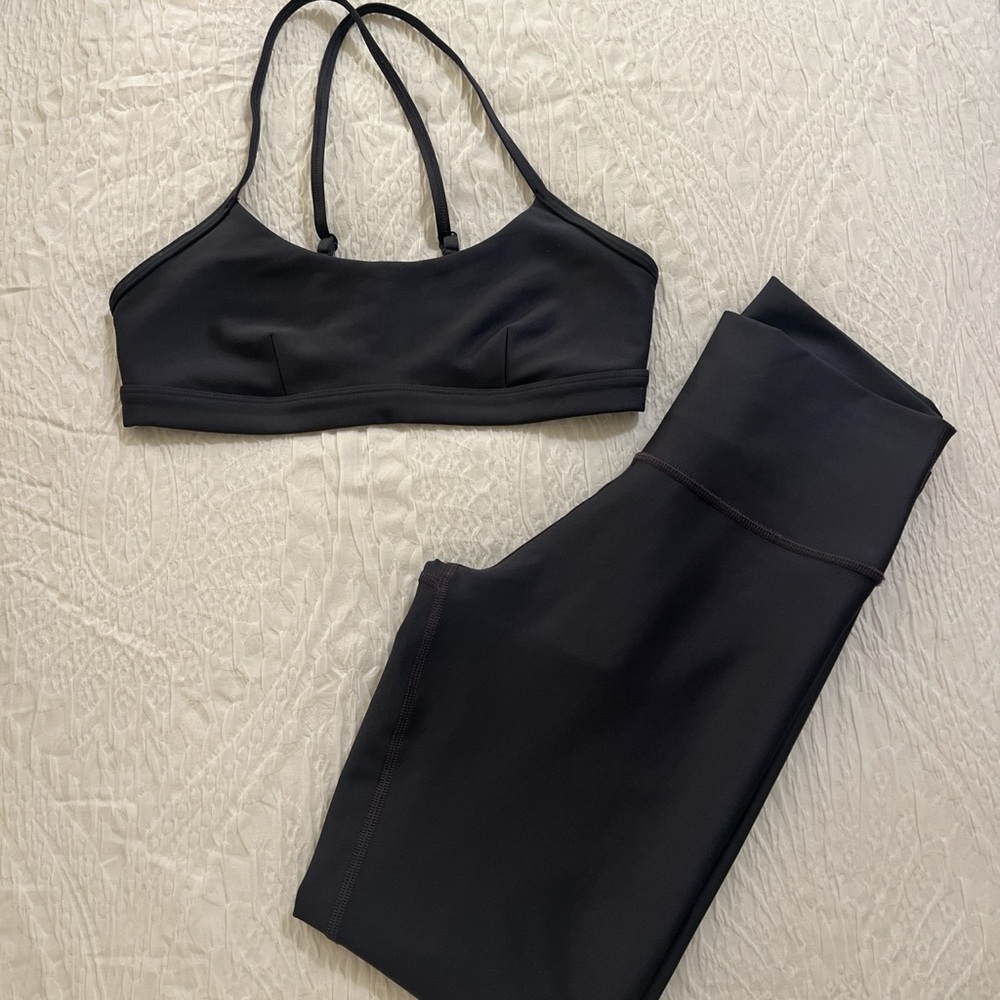 ALO 7/8 leggings and bra GRAPHITE (grey)